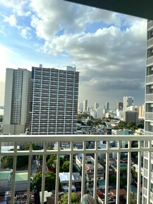 מנילה Casa Cintores Condo Near Picc With Free Parking מראה חיצוני תמונה